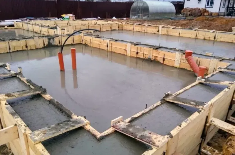 Заказать заливку фундамента в Киеве Заказать заливку фундамента в Киеве