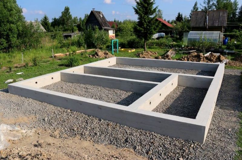 Строительство ленточного фундамента под ключ в Киеве