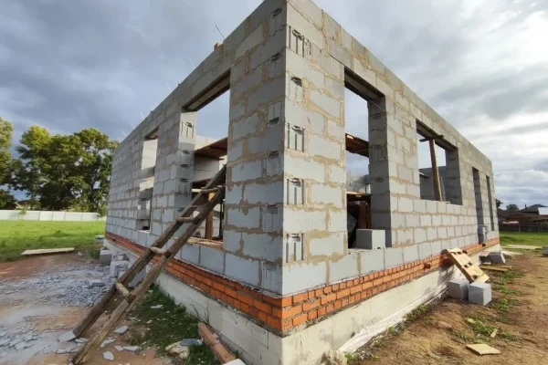 Замовити капітальне будівництво будинку у Києві 