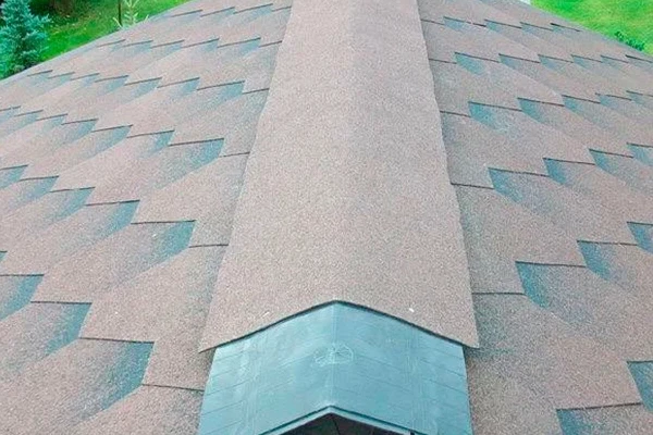 Устройство кровли из битумной черепицы Киев